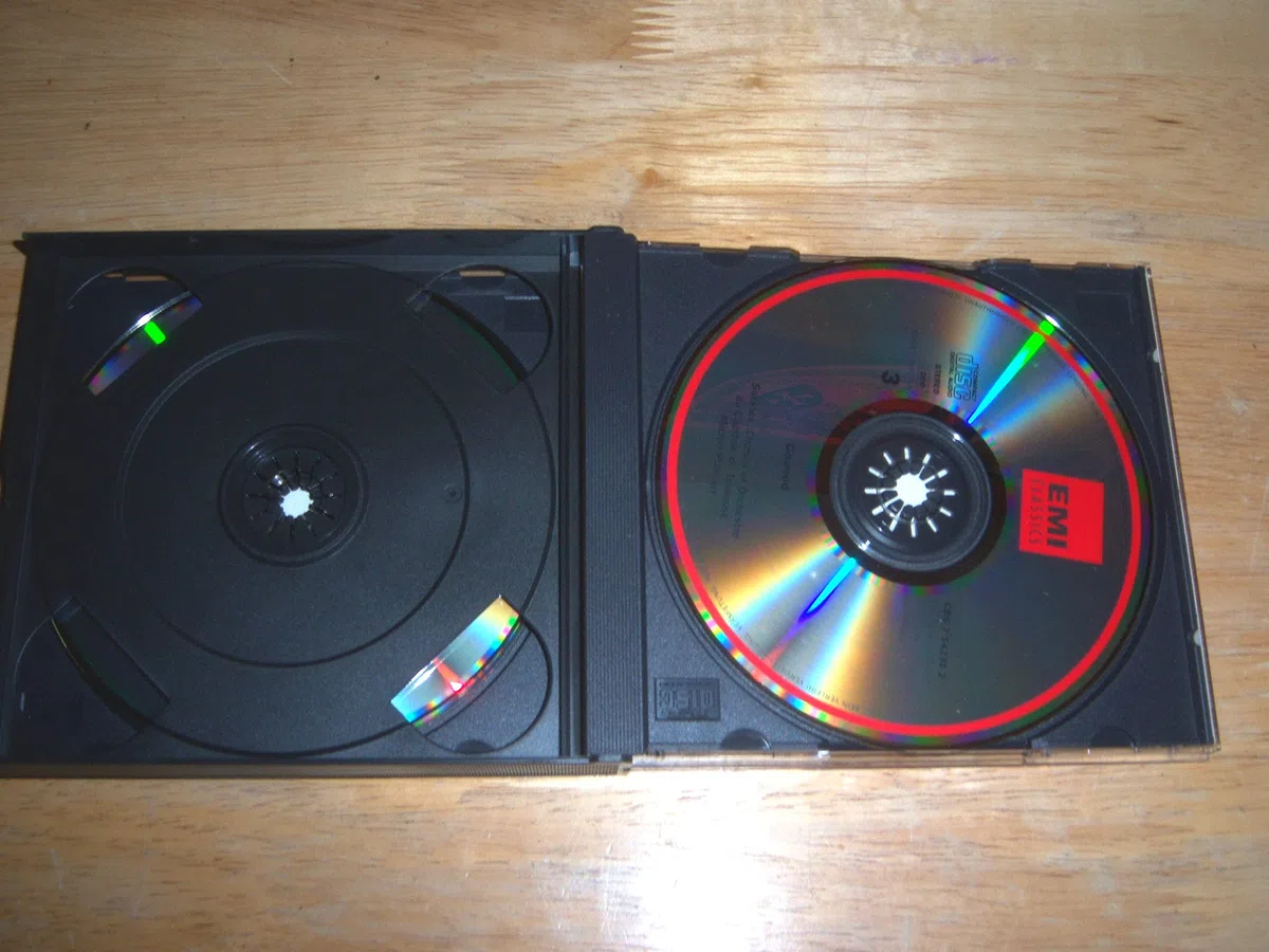 Faust-Complete Opera